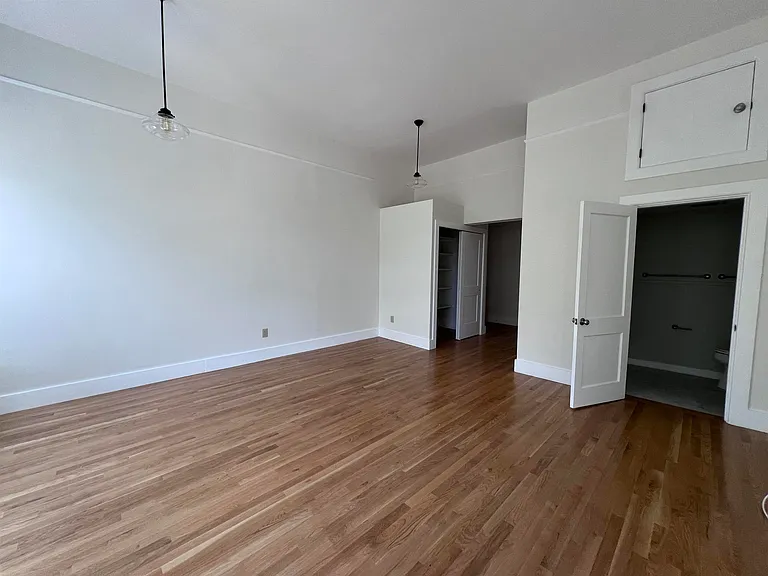 123 Water St #4E — Photo 7