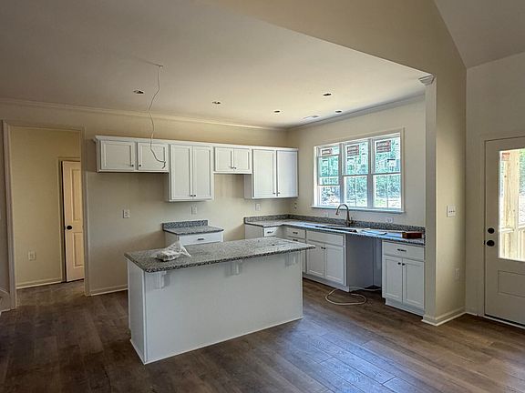 2nd image of 75 Copper Penny Rd