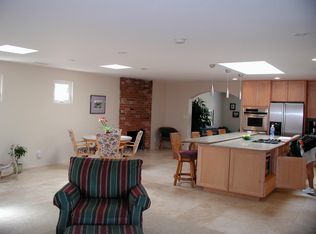 4555 Shade Rd, La Mesa, CA 91941