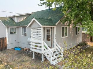 704 Liberty Ave, Weed, CA 96094