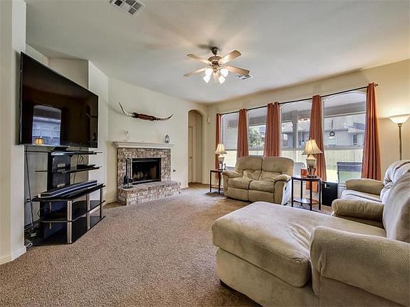 4th image of 1515 Homewood Cir