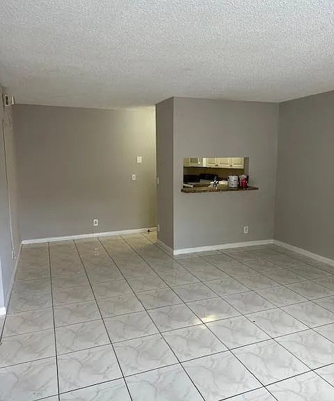 1004 Twin Lakes Dr #1004 — Photo 5