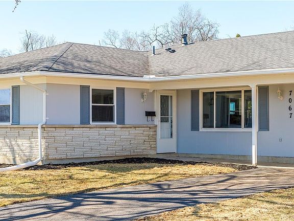 3rd image of 7067 Cliffstone Dr