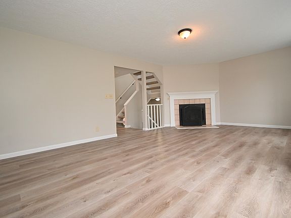 4th image of 6648 Fairways Dr