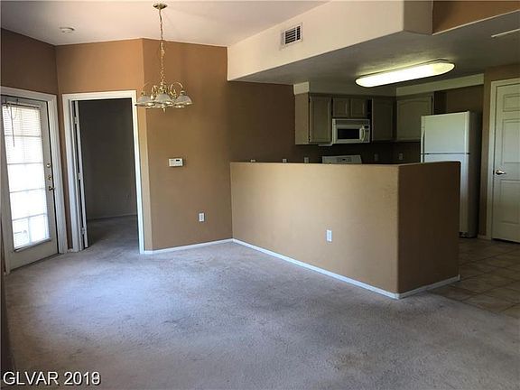 5th image of 3400 Cabana Dr Unit 2052