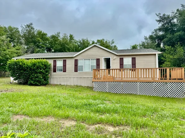 322 6TH Way, Interlachen, FL 32148