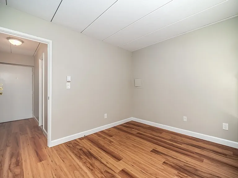 10 Main St #602 — Photo 11