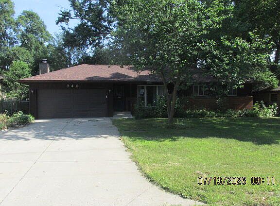 2nd image of 746 Buchanan Ave