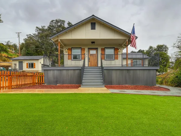 314 E Main St, Ione, CA 95640