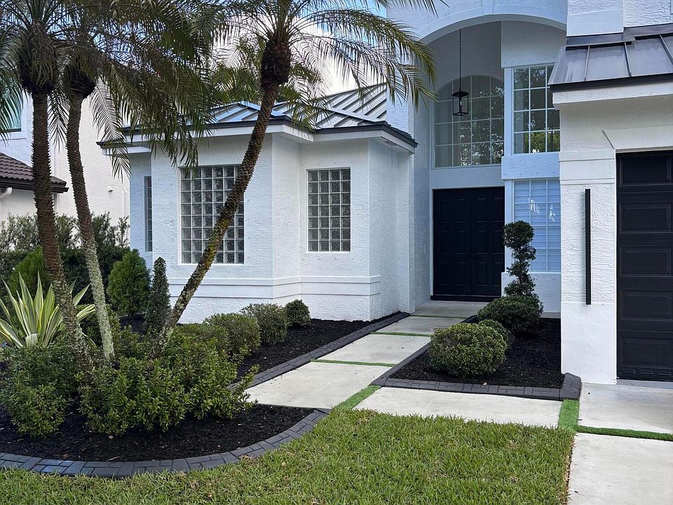 1st image of 5227 SW 195th Terrace