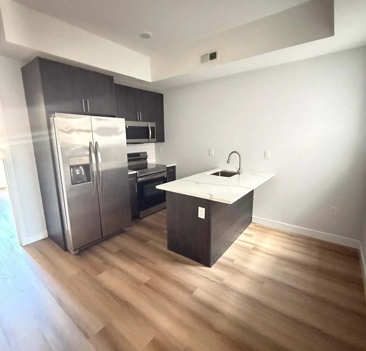 2 bed, 750 sqft, $1,750 — Photo 1