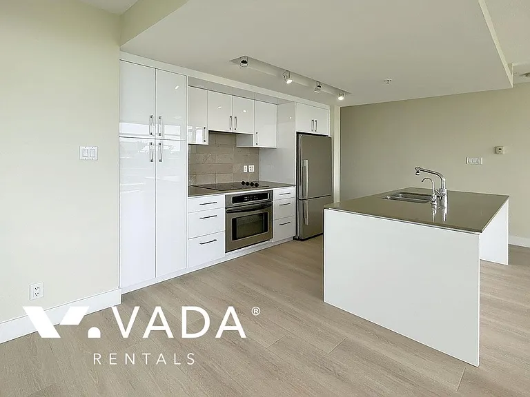 1320 Chesterfield Ave #405 — Photo 7
