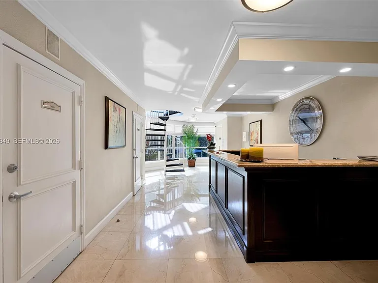 3530 Mystic Pointe Dr #710 — Photo 38