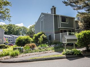 17 Ives Hill Ct #17, Cheshire, CT 06410