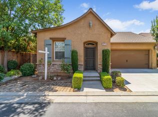 3676 Utah Ln, Clovis, CA 93619