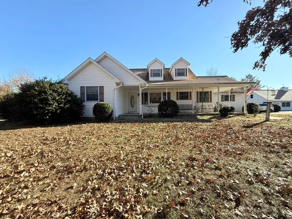 452 State Highway 145 N, Simpson, IL 62985