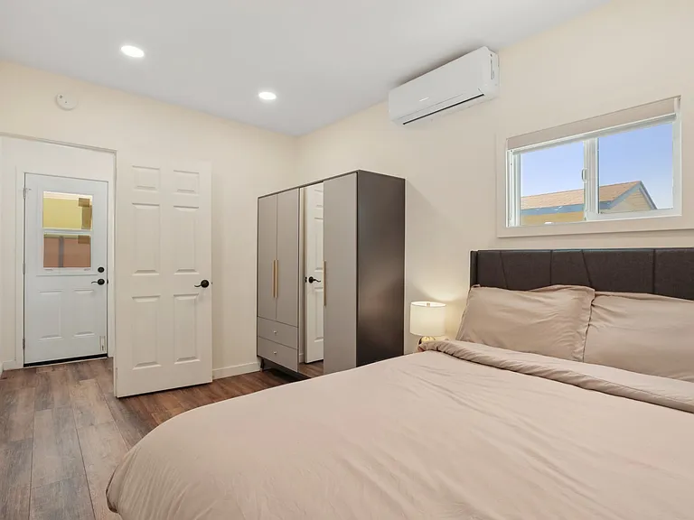 540 W Avenue 28 — Photo 35