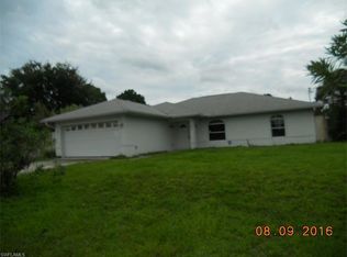602 Desoto Ave, Lehigh Acres, FL 33972
