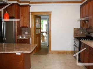 124 Columbia St #A, Brookline, MA 02446