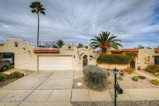 1st image of 872 W Calle Del Regalo