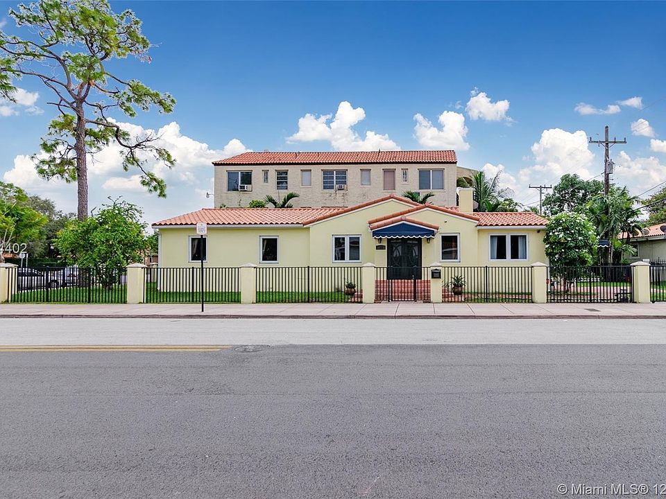 1st image of 104 Boabadilla St