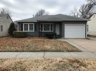 1513 N Old Manor Rd, Wichita, KS 67208