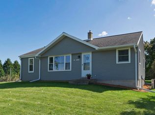 N64W18407 Mill Rd, Menomonee Falls, WI 53051