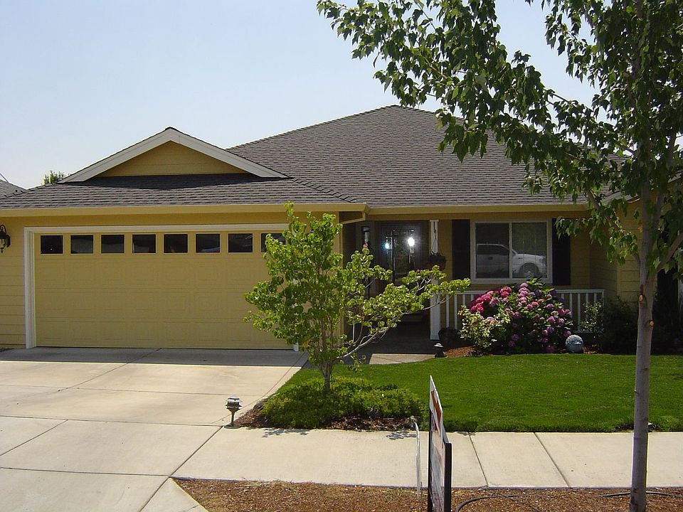 Front of Home / Facing North