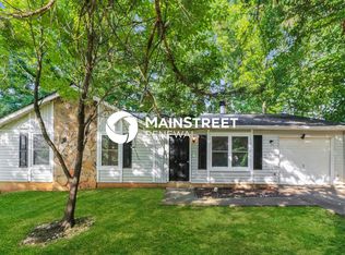 417 Fire Fly Dr, Tucker, GA 30084