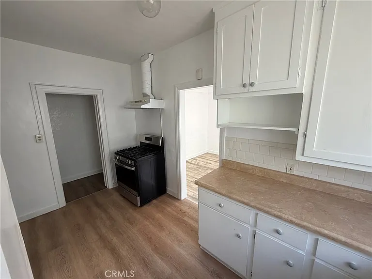 1117 Queen Anne Pl — Photo 9
