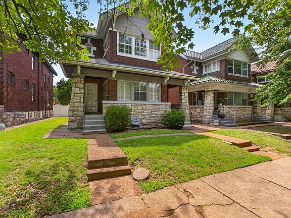 4th image of 5252A Bancroft Ave #0