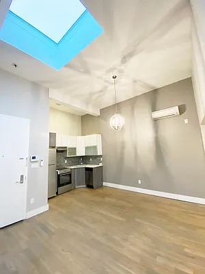 Rented by Nooklyn NYC LLC | media 27