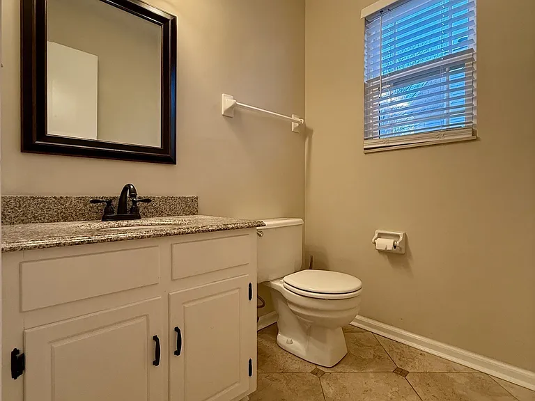 5801 Labrador Ln — Photo 24
