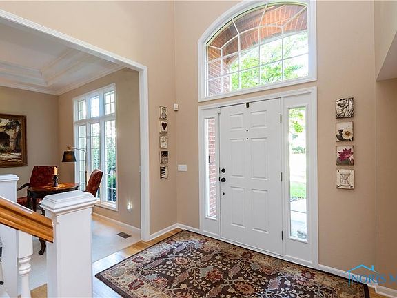 3rd image of 8545 Royal Lythan Ln