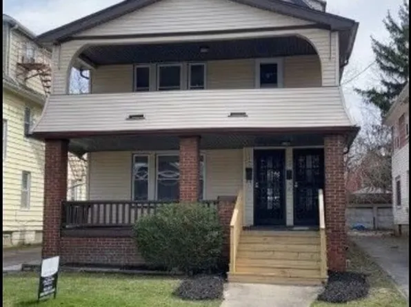 3645 E 146th st, 3645 E 146th St, Cleveland, OH 44120