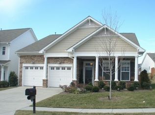 9811 Dominion Crest Dr, Charlotte, NC 28269