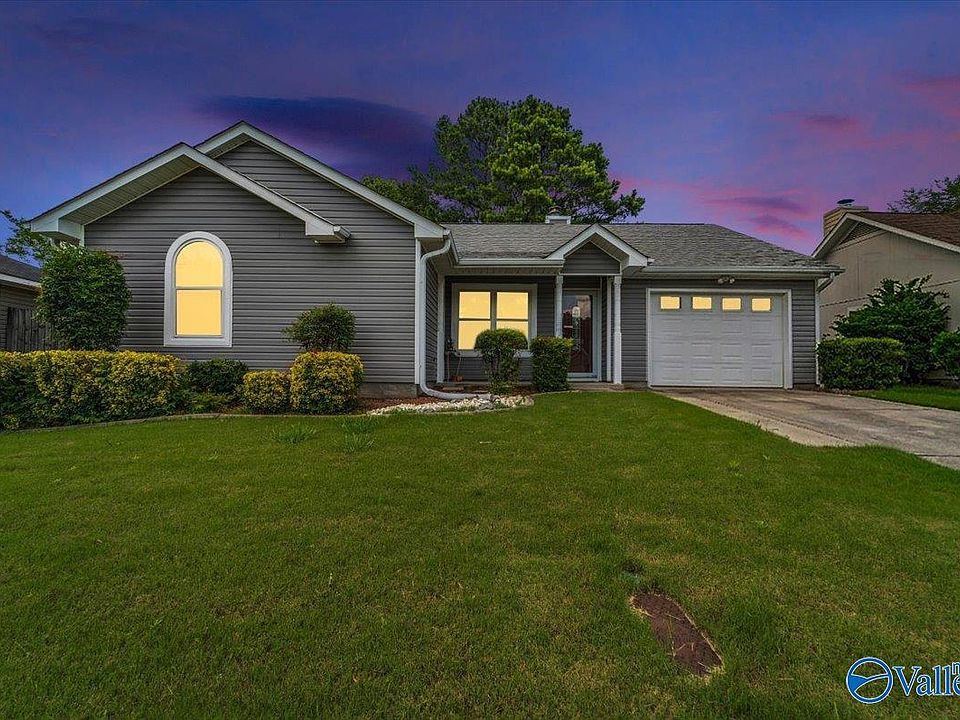 1st image of 224 Knox Creek Trl NW