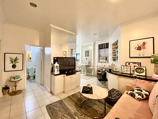 Rented by (Legacy) Elegran | media 1