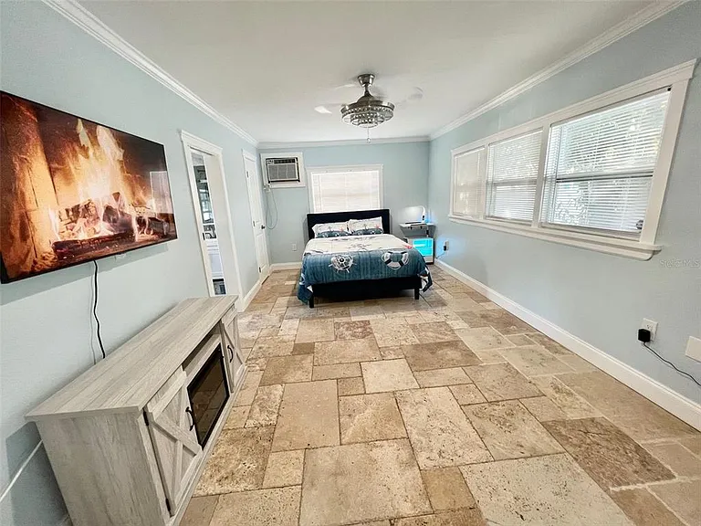 2963 Bahia Vista St — Photo 6