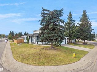 4103 28th Ave NW, Edmonton, AB T6L 4H2
