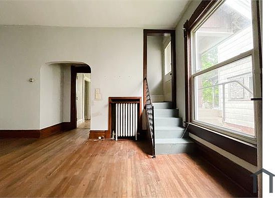 1st image of 427 S 12th St #427