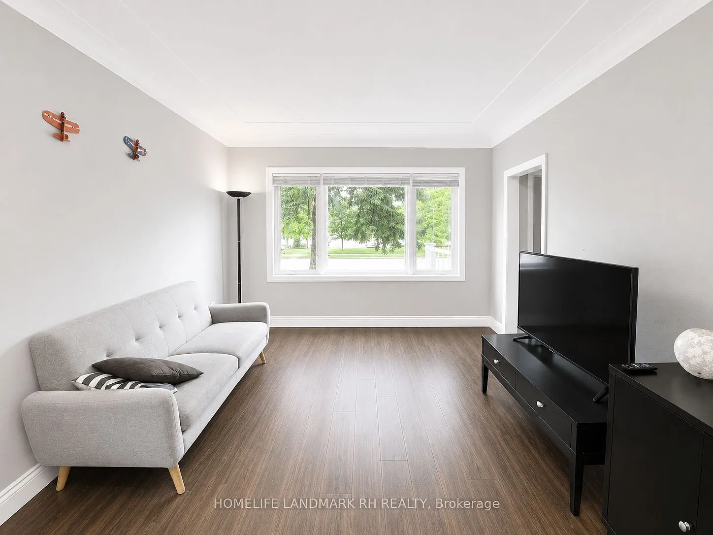 5 bed, $3,000 — Photo 4