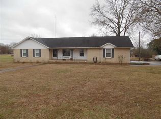 142 Plainview Dr, Savannah, TN 38372