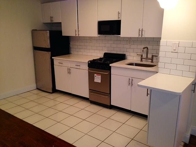 2nd image of 138 E 5th St
