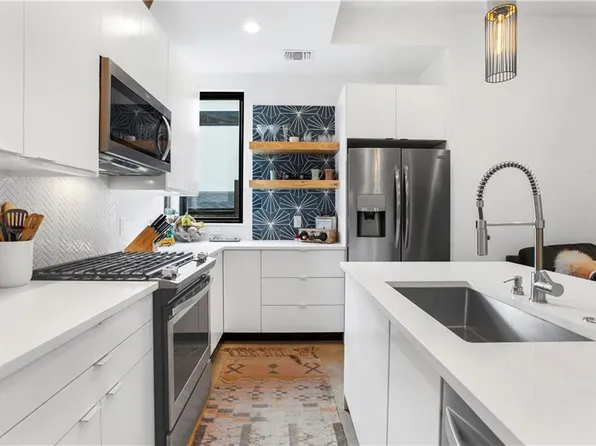 1207 Deloney St Unit B, Austin, TX 78721