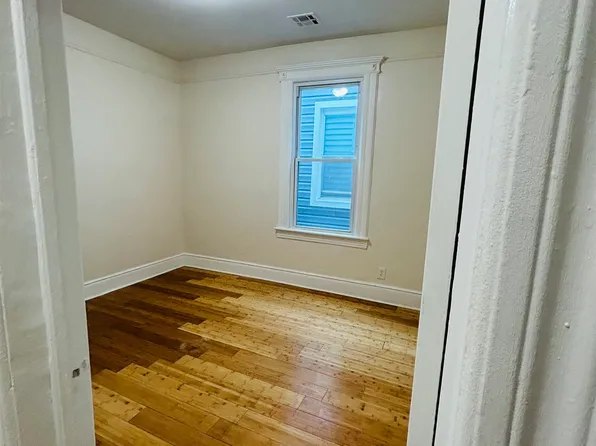 91 Wilkinson Avenue image 8 of 18