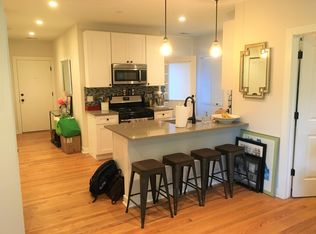3140 N Seminary Ave APT 3A, Chicago, IL 60657