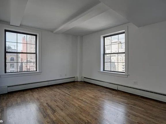 3rd image of 15-17 Park Ave #Penthouse 2