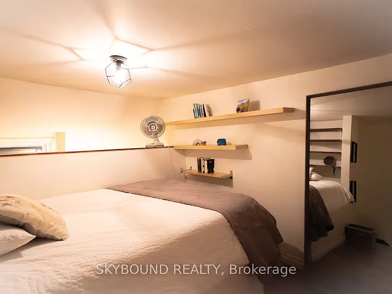12 Ashby Pl — Photo 14