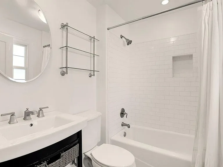 336 S Church St — Photo 26